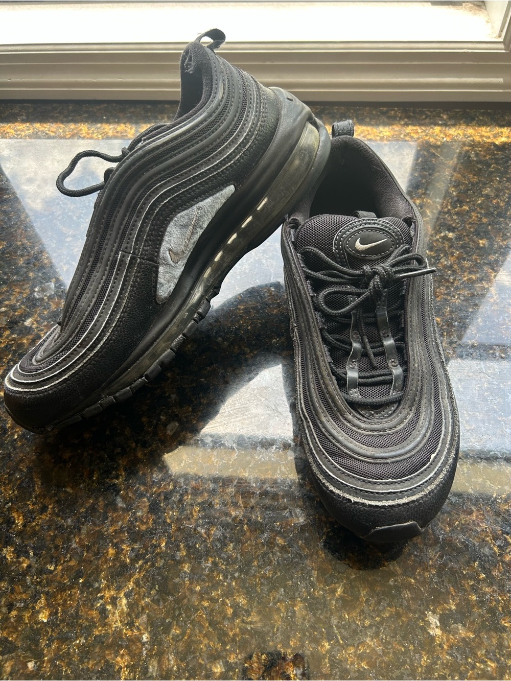 Nike Men’s Air Maxy 97 in Black and Silver